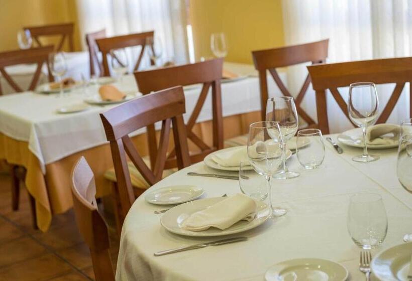 ホテル Rural La Plazuela