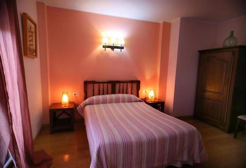 فندق Rural Los Abriles