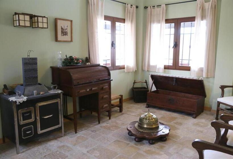 فندق Rural Los Abriles