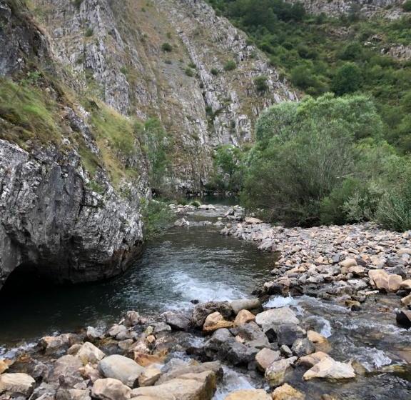 ホテル Rural Los Arguellos