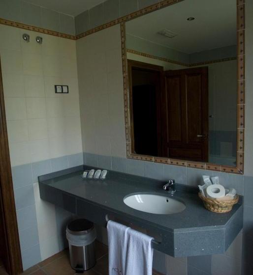 Отель Rural Los Arguellos