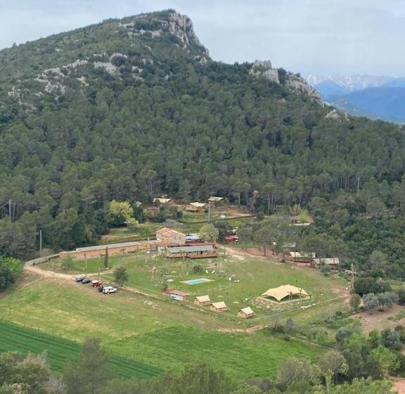 فندق Hostal La Salut De Terrades