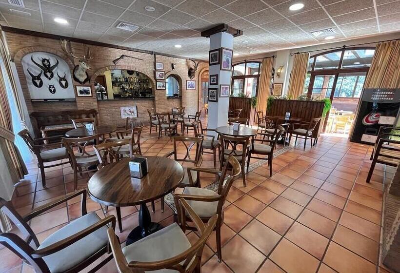 فندق Sierra De Ubrique