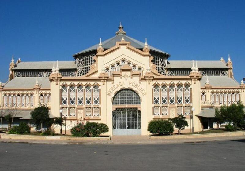 בית מלון כפרי Sierra Mar