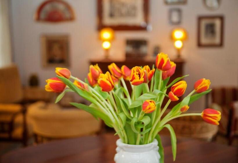 هتل Turismo De Interior S Ardeviu