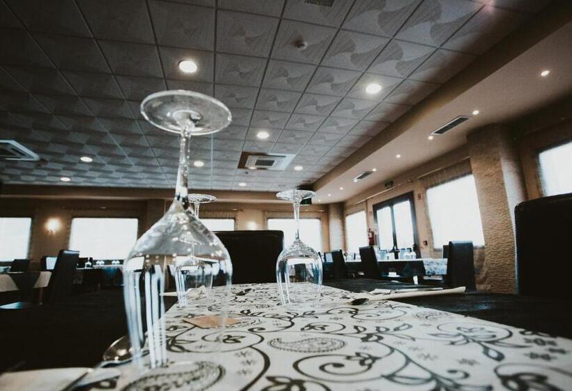 ホテル Villa De Cárcar