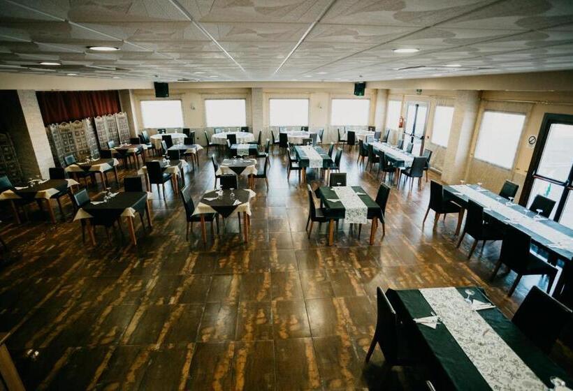 ホテル Villa De Cárcar