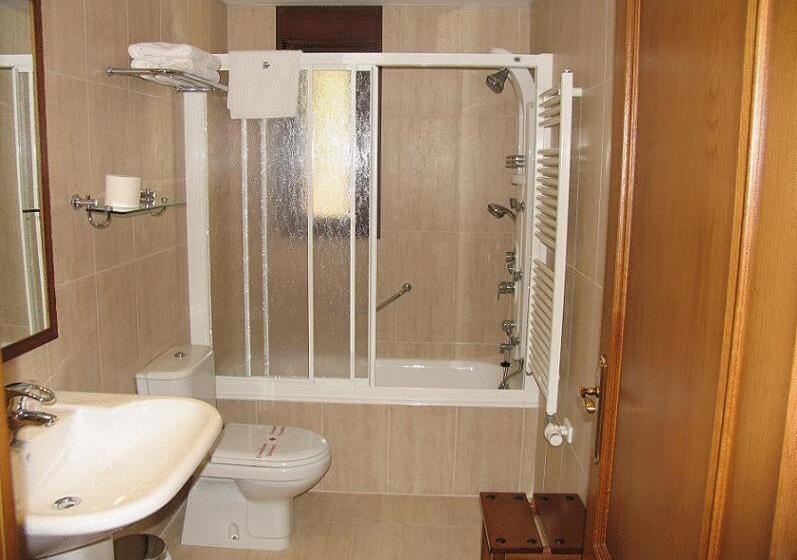 فندق Villa Russell