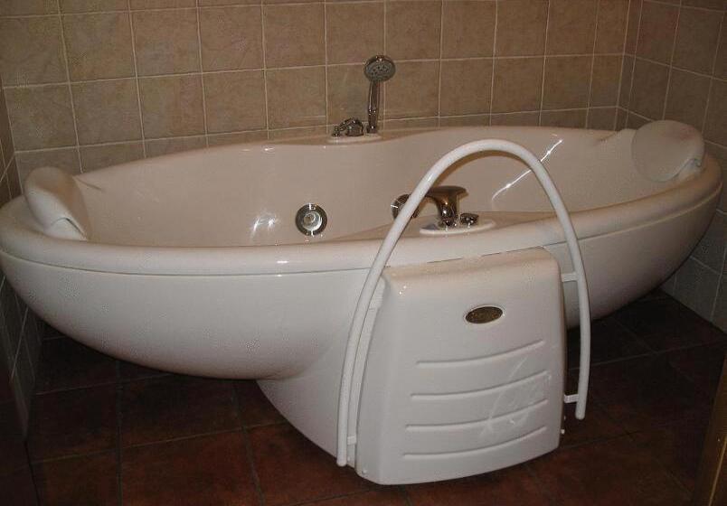 فندق Villa Russell