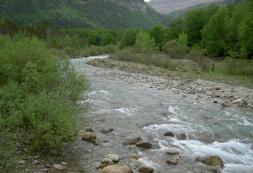 فندق Villa Russell