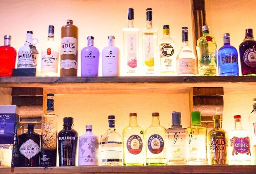 هتل Villa Xarahiz