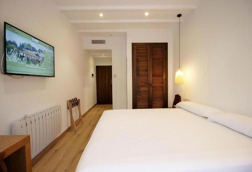 هتل Villa Xarahiz