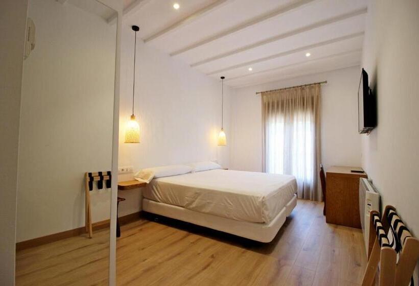 هتل Villa Xarahiz