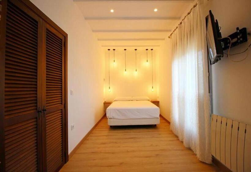 هتل Villa Xarahiz