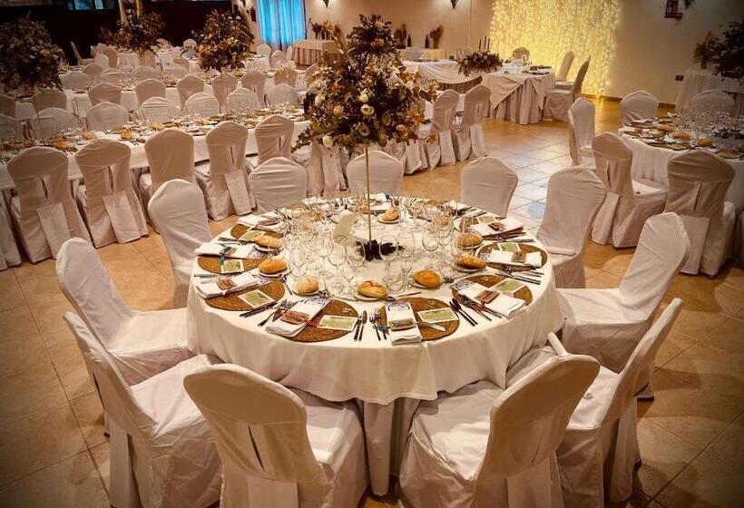 هتل Villa Xarahiz