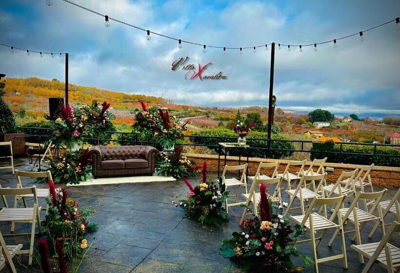 هتل Villa Xarahiz