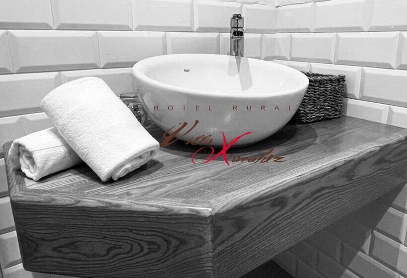 هتل Villa Xarahiz