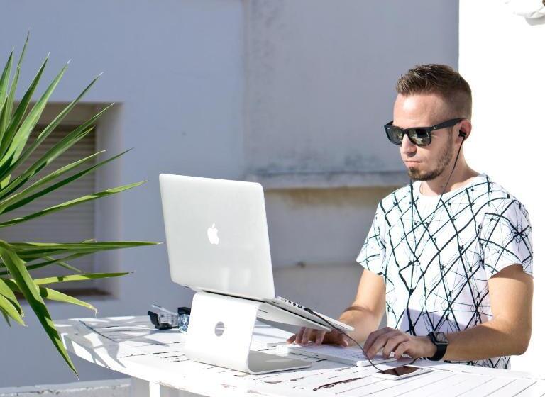 La Cocotera Boutique Hostel & Coworking