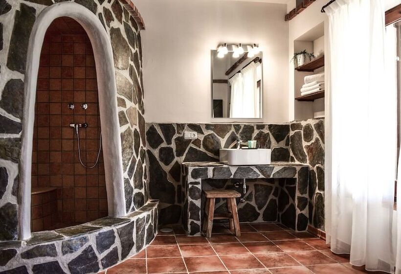 La Perla De Frigiliana Bed & Breakfast Deluxe