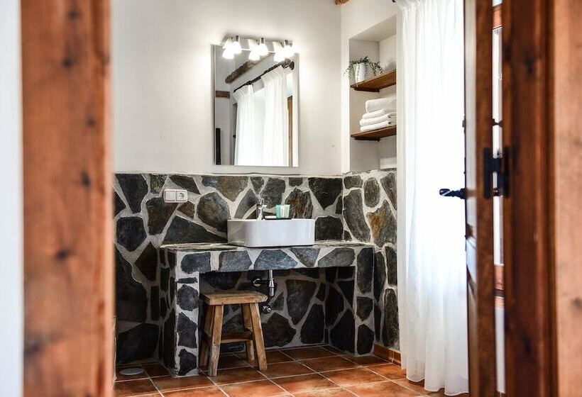 La Perla De Frigiliana Bed & Breakfast Deluxe