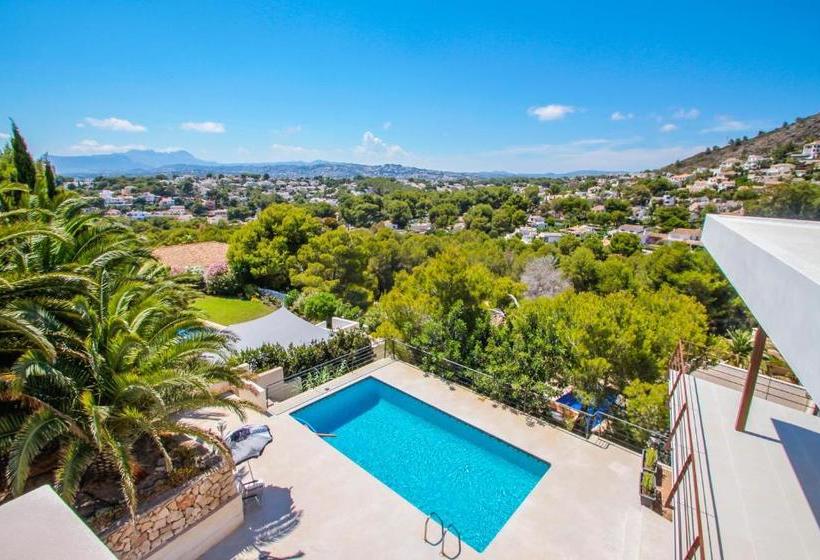 Laja   Panoramic Hillside Holiday House In Moraira