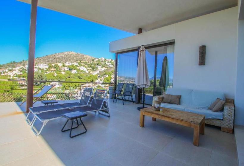 Laja   Panoramic Hillside Holiday House In Moraira
