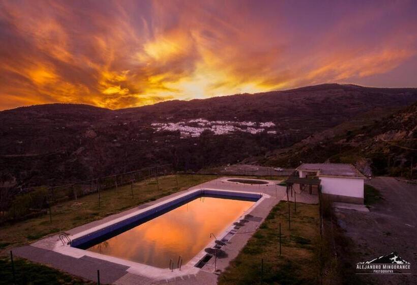 إقامة Alojamientos Rurales Los Macabes