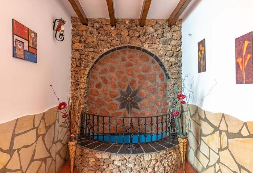 إقامة Alojamientos Rurales Los Macabes