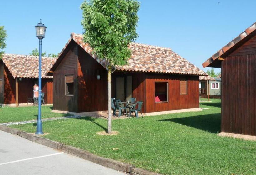 اقامتگاه Camping Iratxe Ciudad De Vacaciones