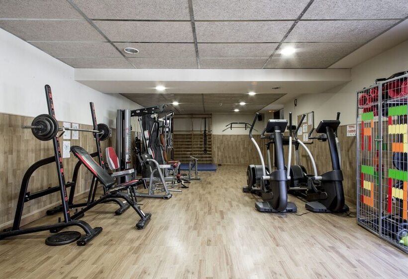 Residencia Universitaria Giner De Los Ríos