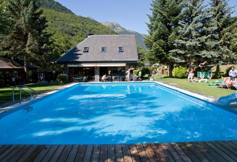 דירת נופש Bungalows Verneda Mountain Resort