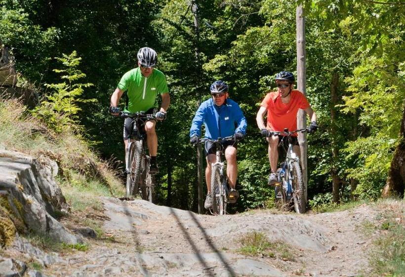 דירת נופש Bungalows Verneda Mountain Resort