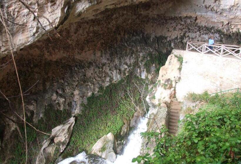 אתר נופש Cabañas Cortijo El Helao