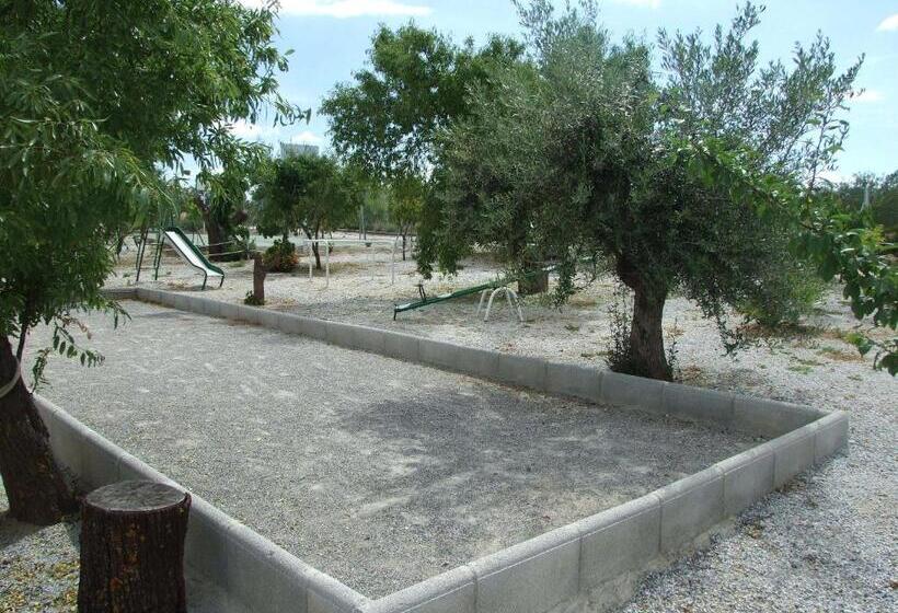 אתר נופש Cabañas Cortijo El Helao