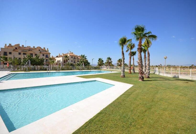 منتجع Hacienda Del Alamo Golf