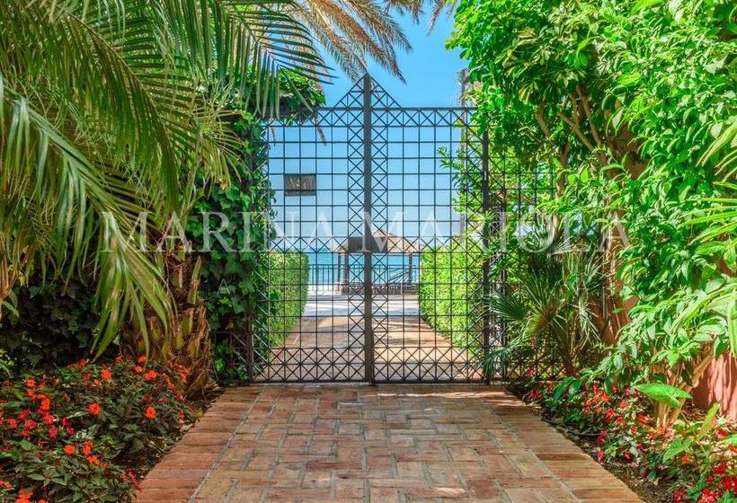 Курорт Marina Mariola Marbella