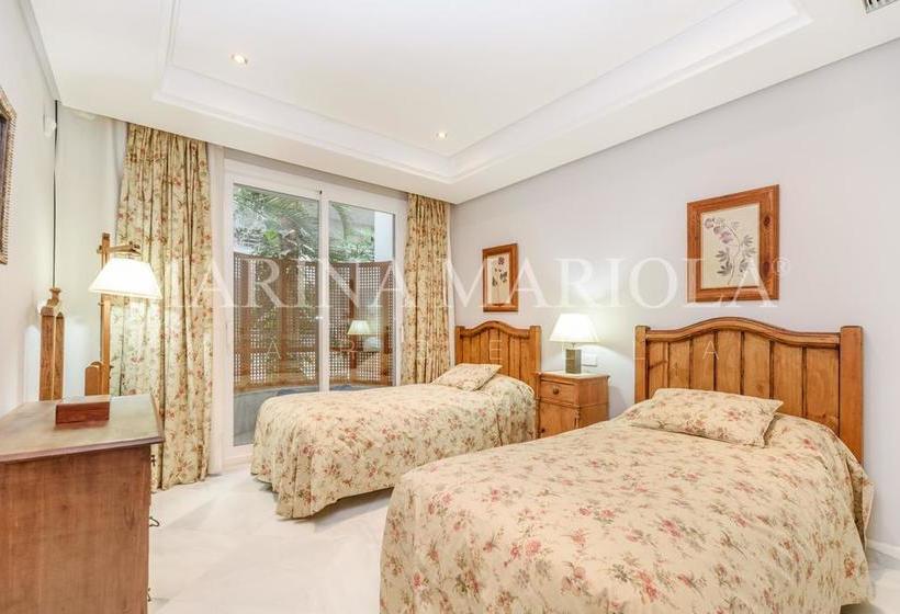 Курорт Marina Mariola Marbella