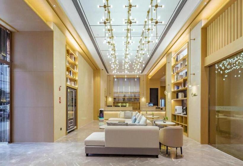 Starway Hotel Nanchang Honggutan Lvdi Twin Tower Wanda Plaza