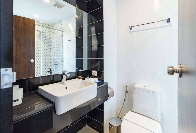 호텔 Wyndham Royal Lee Phuket