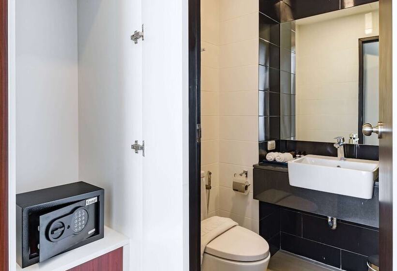 호텔 Wyndham Royal Lee Phuket