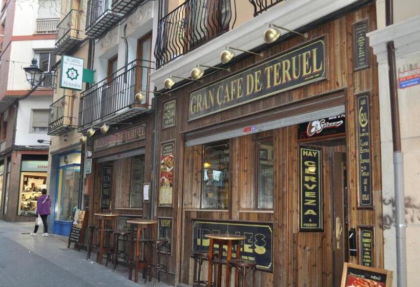 旅馆 Hostal Alcazaba