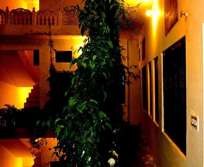 تختخواب و صبحانه Atithi Guest House Pushkar
