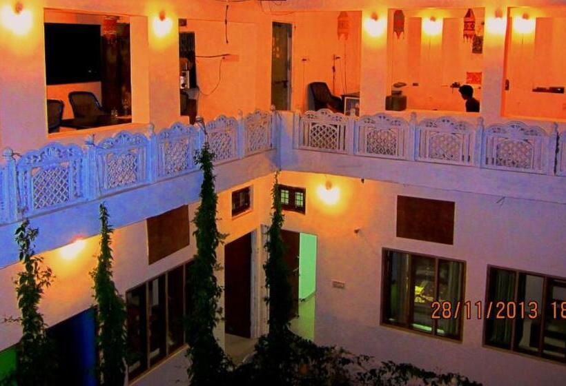 تختخواب و صبحانه Atithi Guest House Pushkar