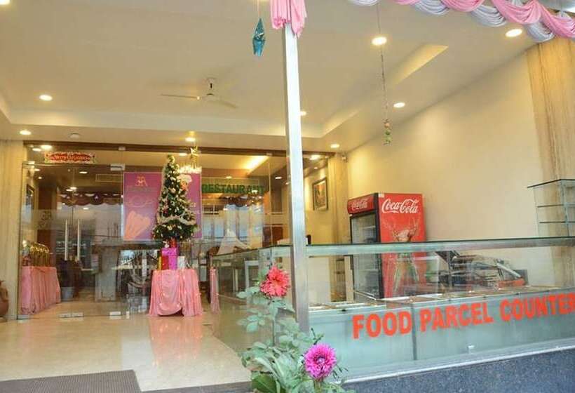 مبيت وإفطار Eden Roc