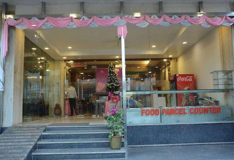 مبيت وإفطار Eden Roc