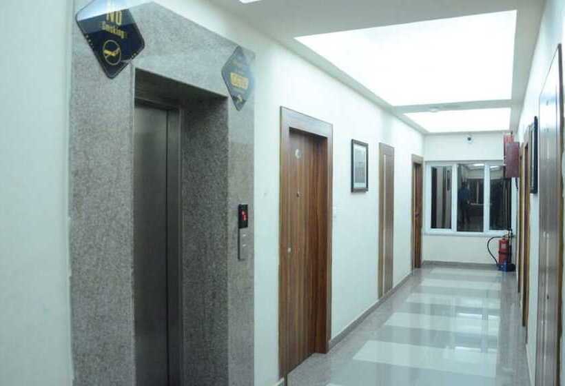 مبيت وإفطار Eden Roc