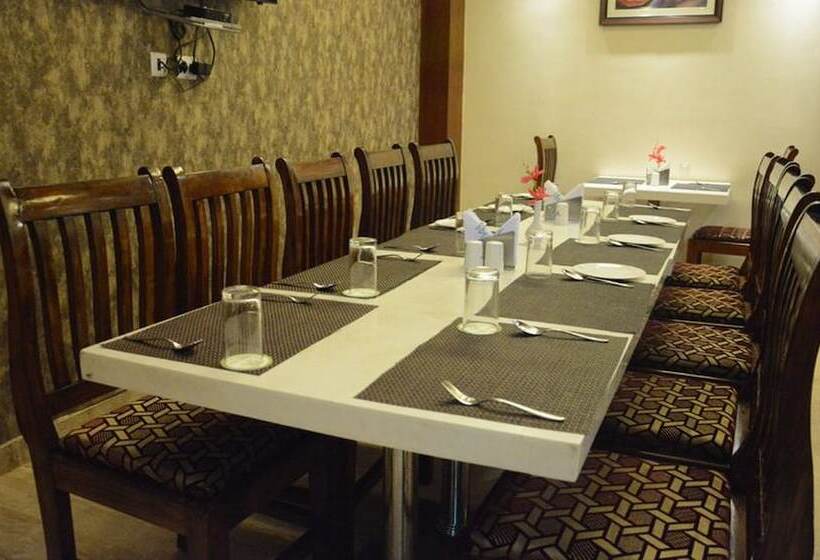 مبيت وإفطار Eden Roc