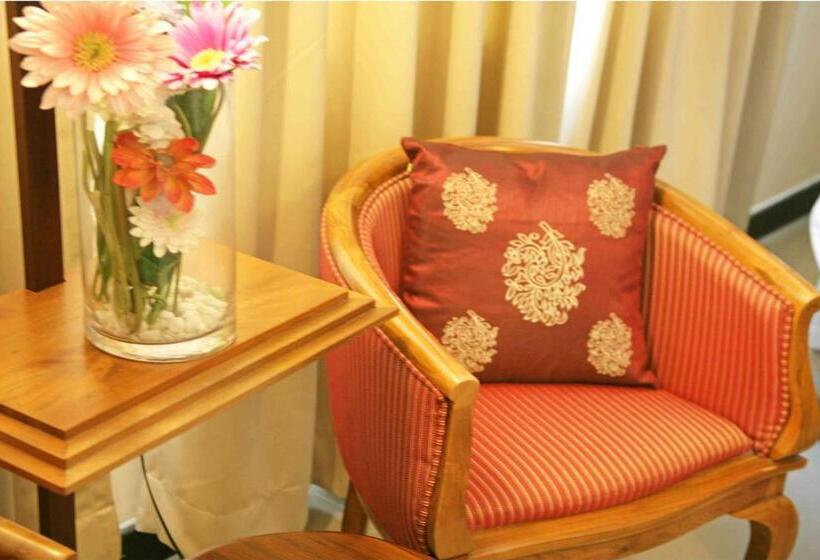 住宿加早餐  Highnest