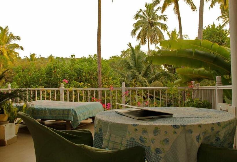 تختخواب و صبحانه Michele S Garden