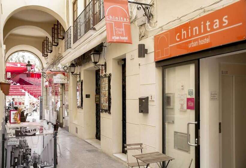 Chinitas Urban Hostel